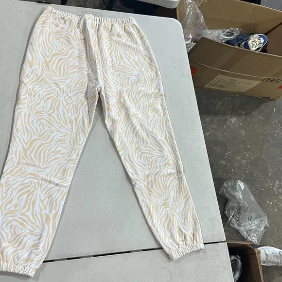 RVCA White and Tan Track Pants - Picture 6 of 6